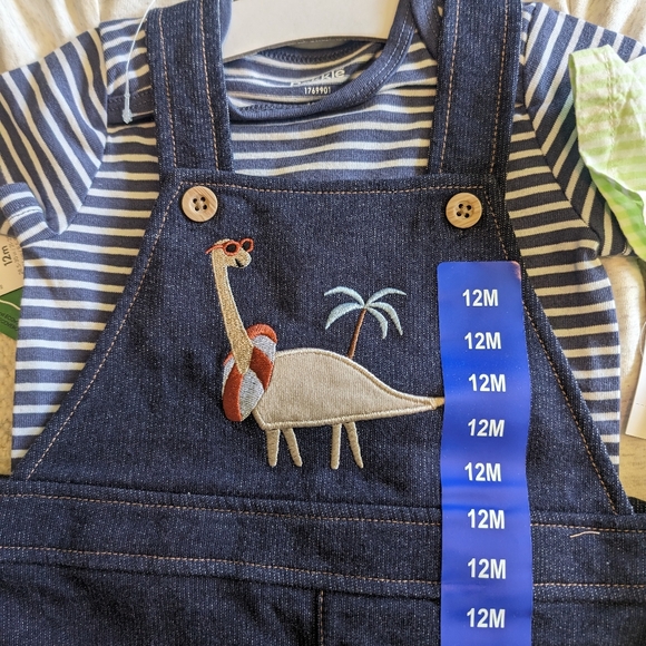 NWT 12 month Summer Clothes - Picture 3 of 6